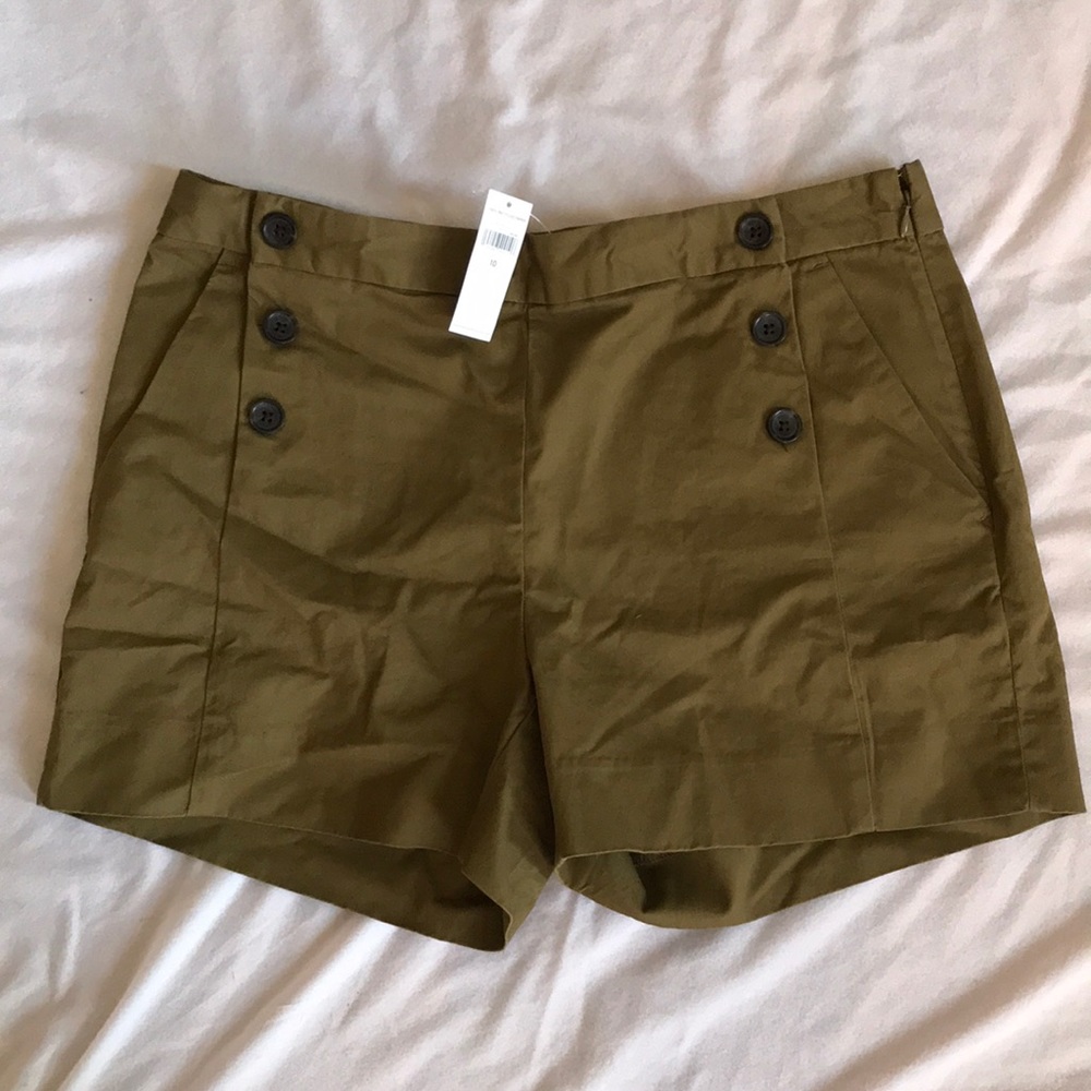 NWT Banana Republic sailor shorts 10